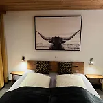 1480 Apartment *